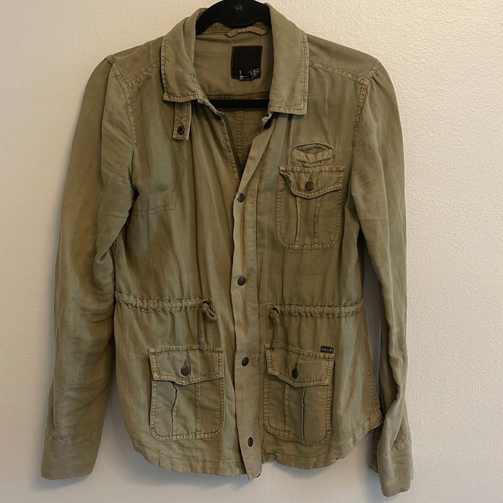 Volcom light weight jacket